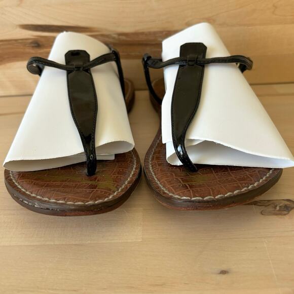 Sam Edelman Faux Patent Leather Black Thong Buckle Sandals W9 - Picture 5 of 6
